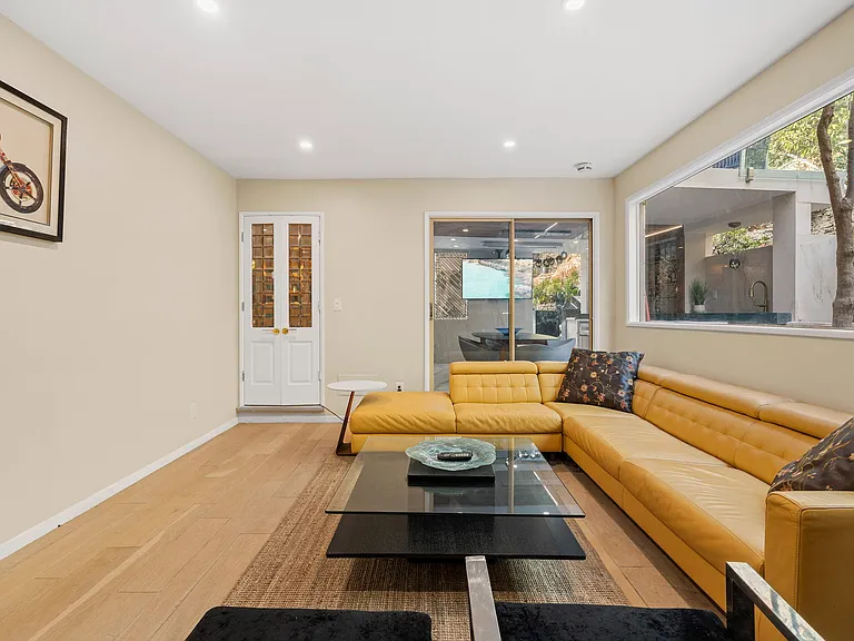 9213 Warbler Pl — Photo 13