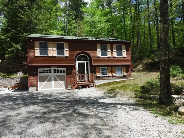65 Lakeview Dr, North Waterboro, ME 04061