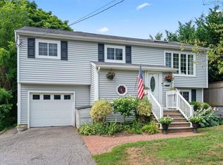 56 Monroe St, Northport, NY 11768