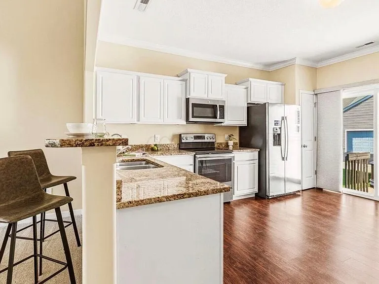 5648 Long Branch Pl — Photo 7