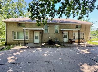 1105 E Pacific Ave, Independence, MO 64050