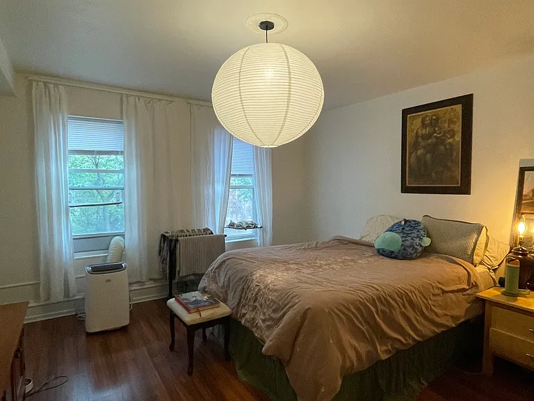 1611 Grand St NE #2 — Photo 6