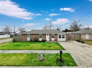 2801 Virginia Lee Dr, Marrero, LA 70072