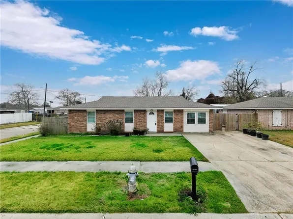 2801 Virginia Lee Dr, Marrero, LA 70072