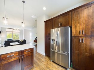 13222 Bee St, Farmers Branch, TX 75234