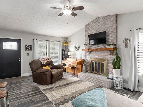 4th image of 5756 Idana Ct