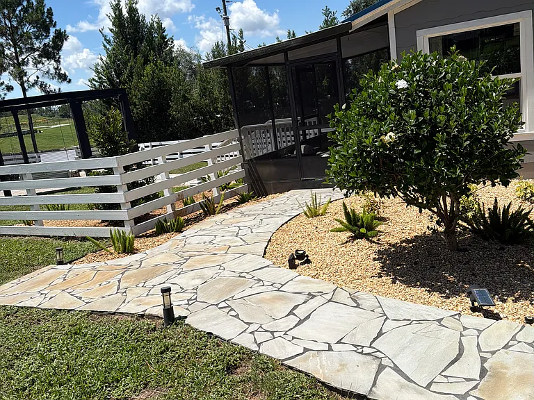 1550 Clay Blvd — Photo 21