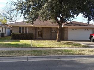 8614 Knoxville Ave, Lubbock, TX 79423