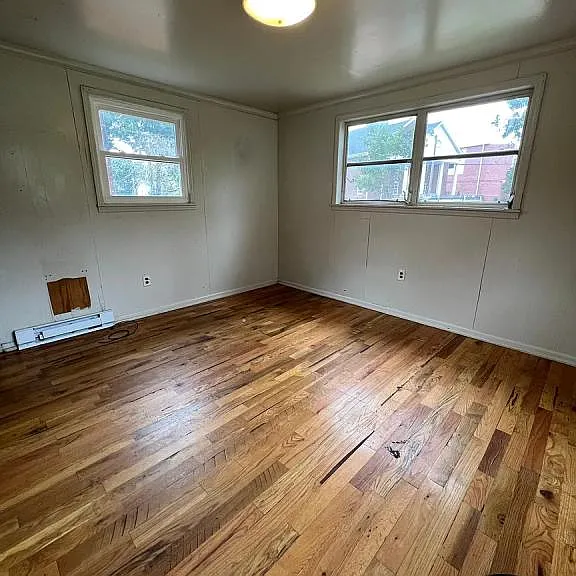 320 Wilkins St — Photo 5