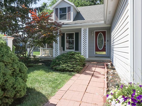 5th image of 289 Longwood Pl