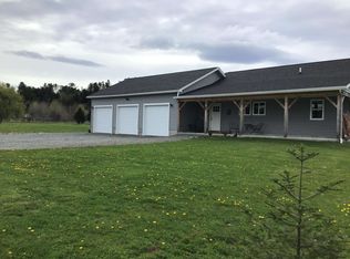 71 Willow Ln, Cambridge, VT 05444