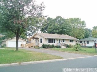 10038 Pilgrim Way, Osseo, MN 55369