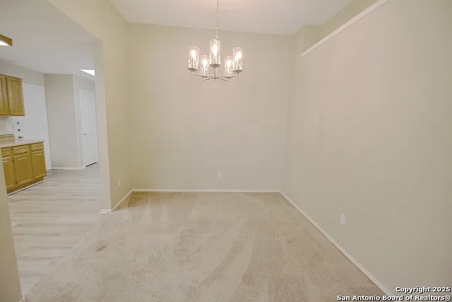 1011 Hedgestone Dr — Photo 5