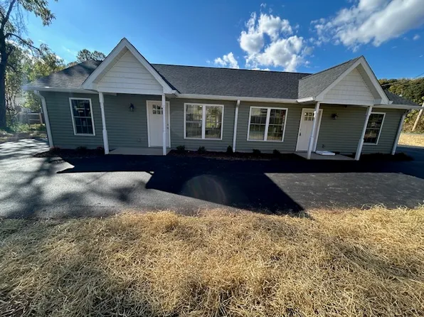 108 Colbaugh Ln #A, Elizabethton, TN 37643