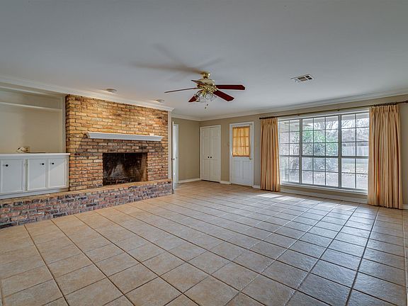 2nd image of 2710 W Deborah Dr