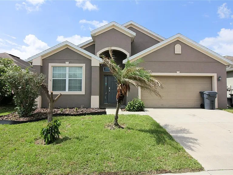 811 Krenson Woods Ln — Photo 1