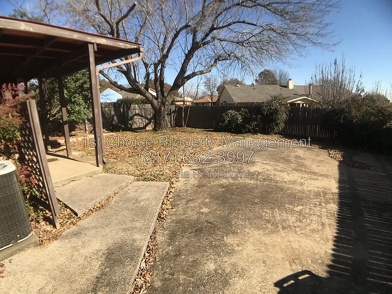 1120 Highpoint Rd — Photo 16