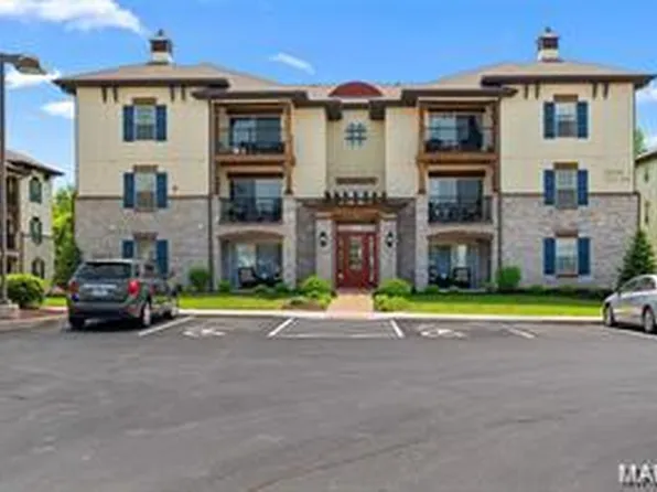 323 Bordeaux Way, Saint Peters, MO 63376