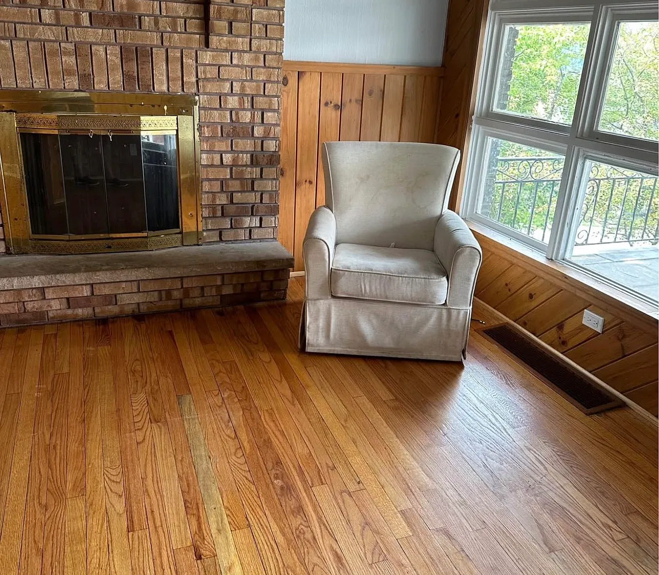 3 bed, 1200 sqft, $1,250 — Photo 4