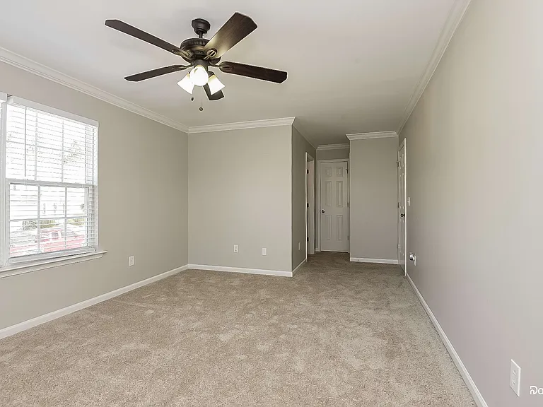 328 Hiawassee Dr — Photo 10
