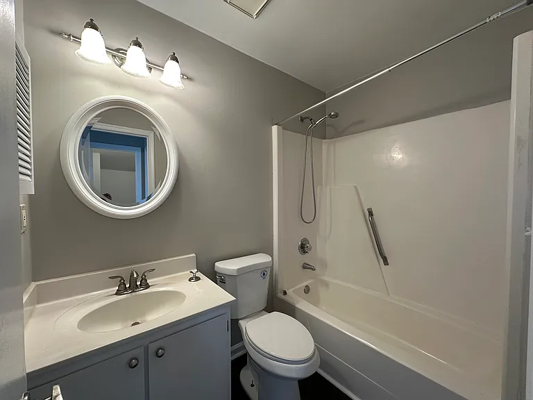 4809 Cliffony Dr — Photo 32