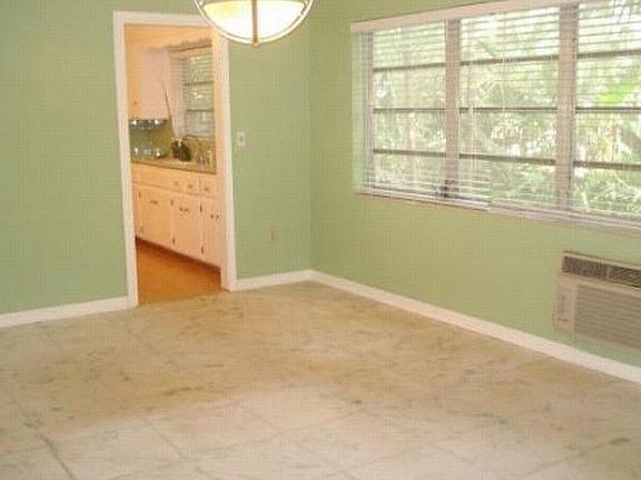 5th image of 433 Sansovino Ave