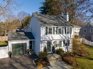 89 Beechwood Rd, Wellesley, MA 02482