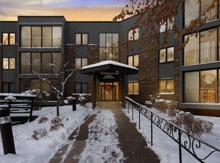 20 Windsor Ln APT 304A, New Brighton, MN 55112