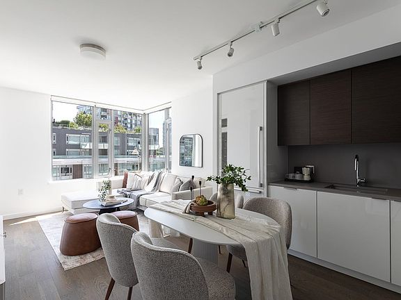5th image of 1678 Pullman Porter St #607