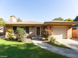 6541 N Caldwell Ave, Chicago, IL 60646
