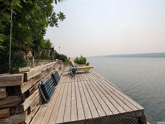 5th image of 186 Pasqua Lake ROAD
