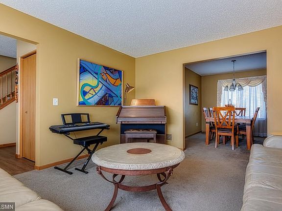 3rd image of 6626 Wildflower Dr S
