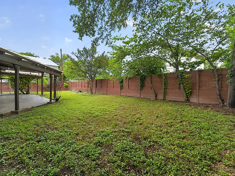 6700 La Salle Dr — Photo 34