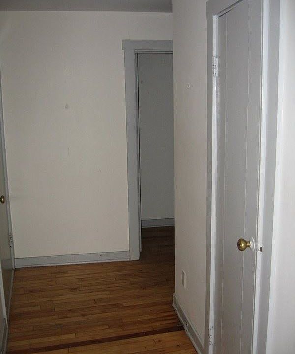 2nd image of 49 Greenwood Ter APT A3
