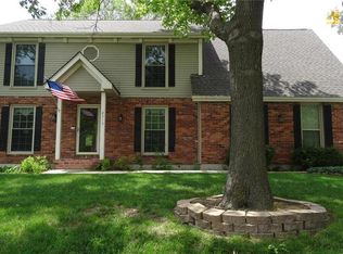 2315 NE Springbrook St, Blue Springs, MO 64014