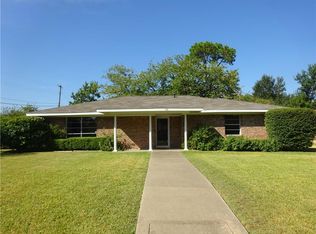 201 Melody Ln, Terrell, TX 75160