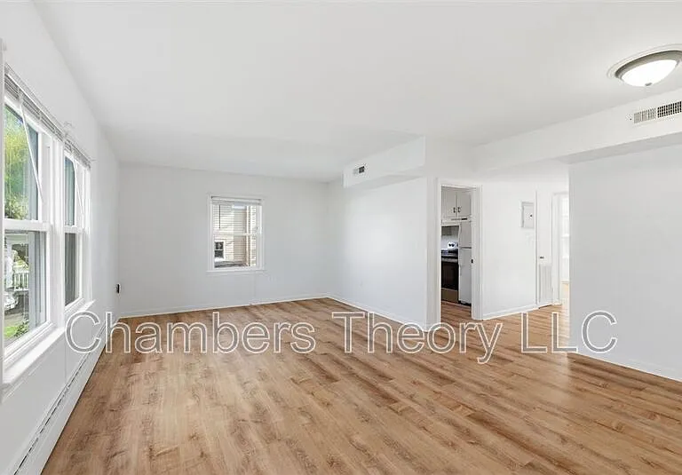 130 S 29th St #2 — Photo 2