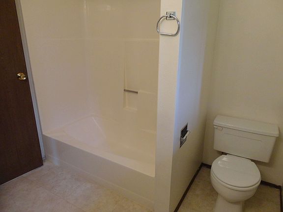 4th image of 3405 Northwest Ave APT 5
