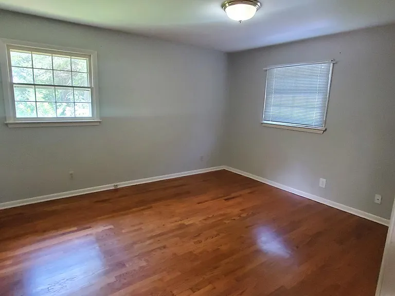 9402 Gulf Park Dr — Photo 7