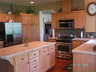 3rd image of 12100 NE 40th Ave