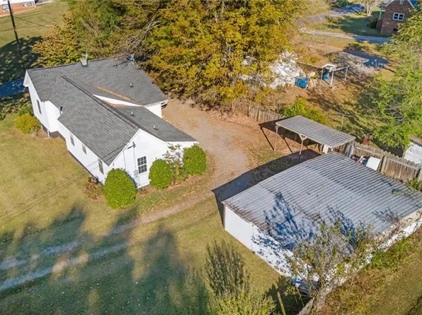 145 Duke St, Mocksville, NC 27028