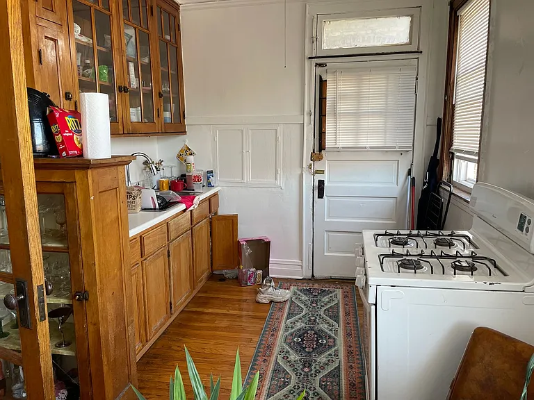 4824 W Addison St — Photo 33