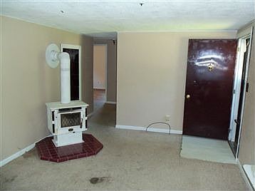 2nd image of 1453 S Packard Ave
