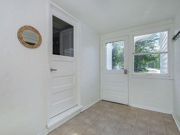 5th image of 4766 Westshire Dr NW