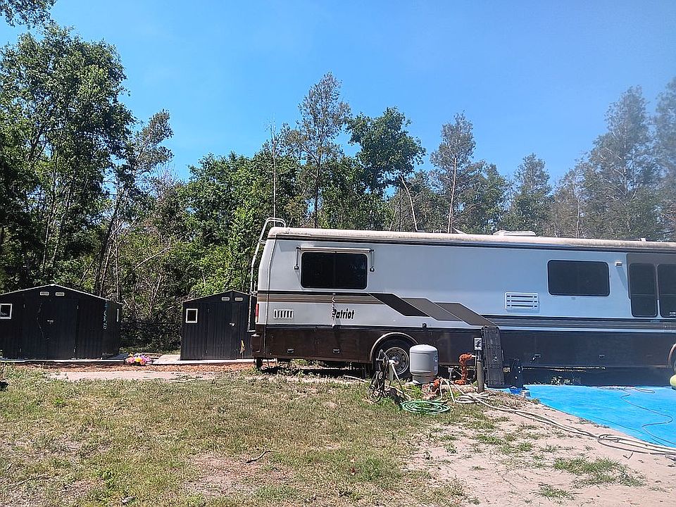 1st image of 185 SE Blackhawk Dr