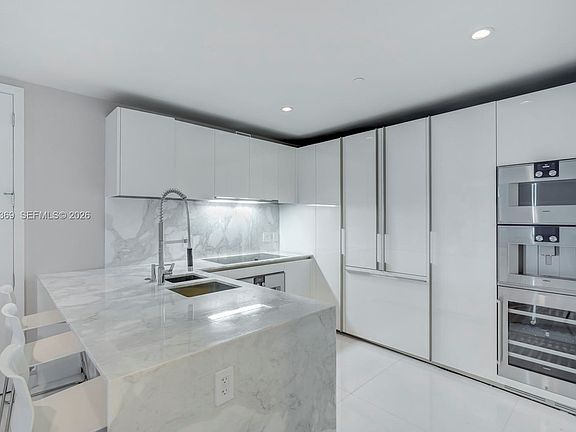 4th image of 10203 Collins Ave Unit 1005