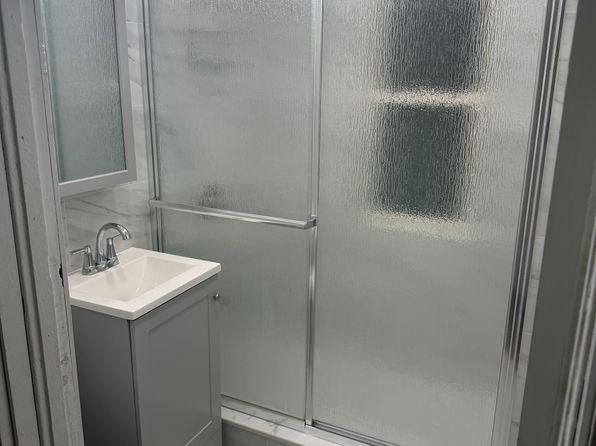 17 Lyons St FLOOR 3