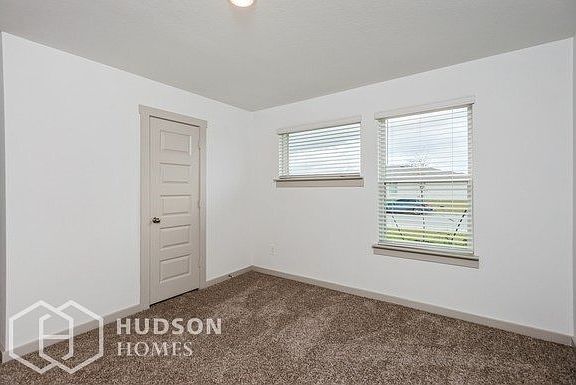 3rd image of 1722 Mountain Echo Dr