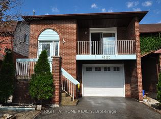 4165 Quaker Hill Dr, Mississauga, ON L5C 3M2