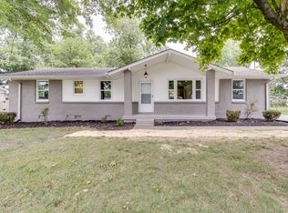 419 Lealand Ln, Lebanon, TN 37087